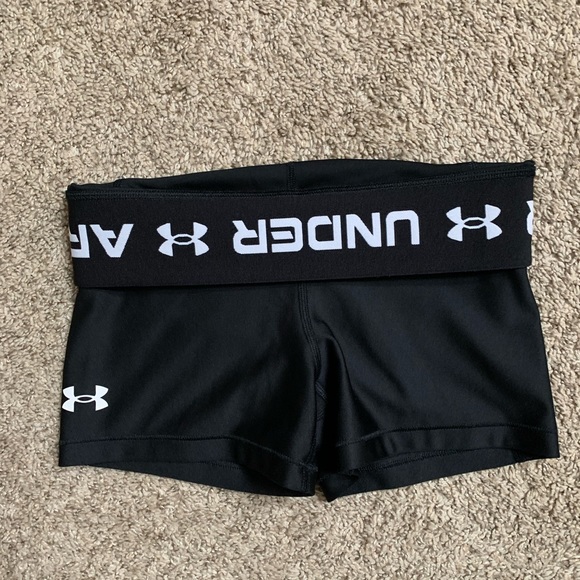 Under Armour Black Active shorts XS - Picture 3 of 6